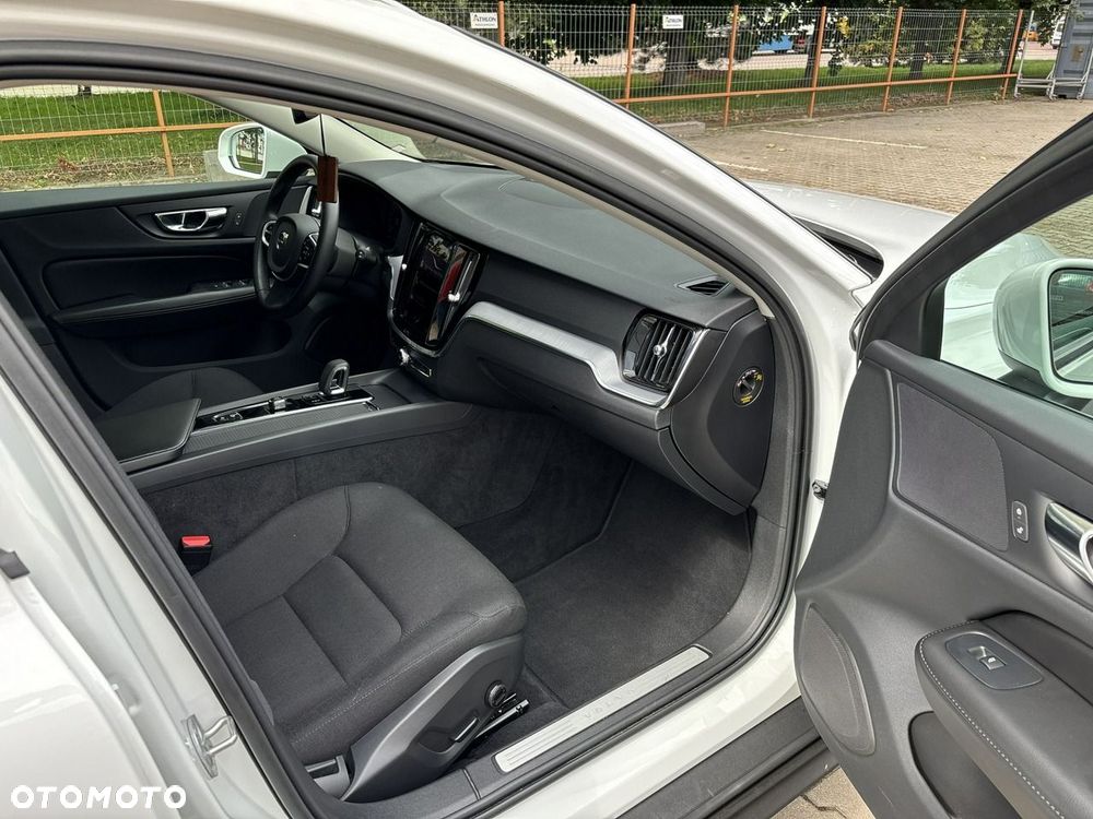 Volvo V60 Cross Country Pro B4 D AWD - 16