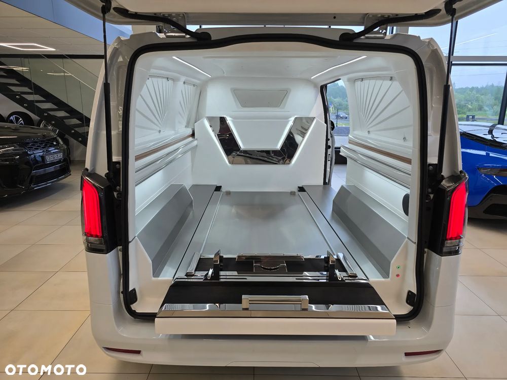 Mercedes-Benz Vito - 10