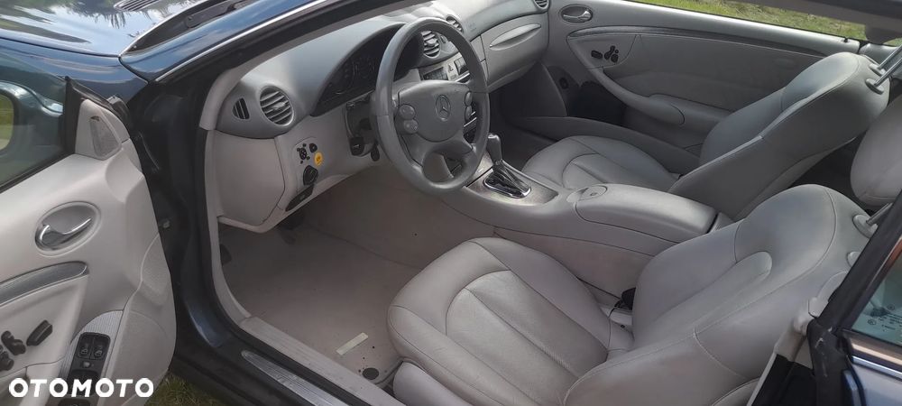 Mercedes-Benz CLK 320 - 7