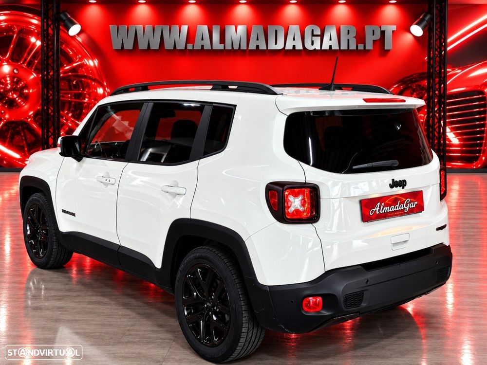 Jeep Renegade 1.3 T Night Eagle DCT - 4
