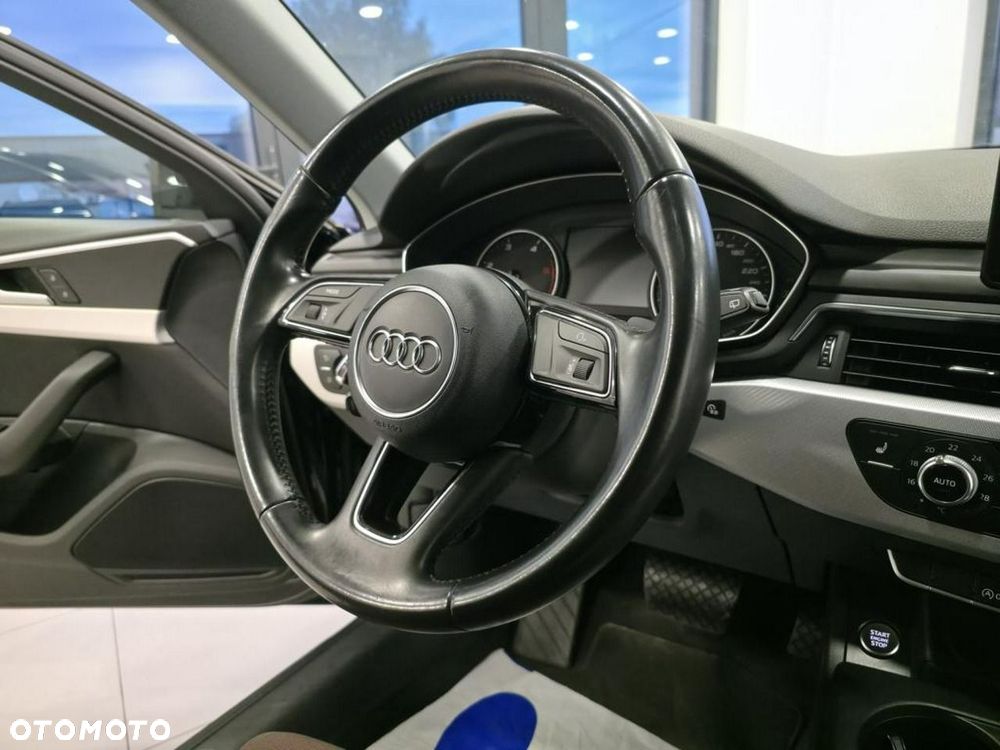 Audi A4 Avant - 22
