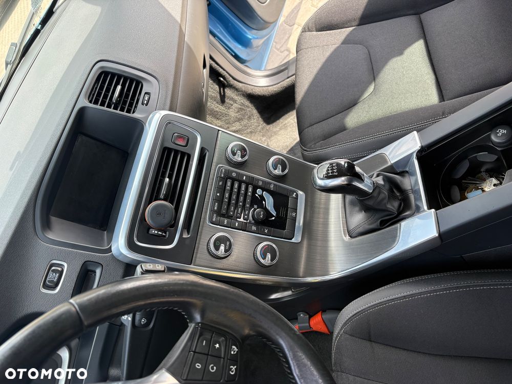 Volvo V60 D4 Drive-E Momentum - 23