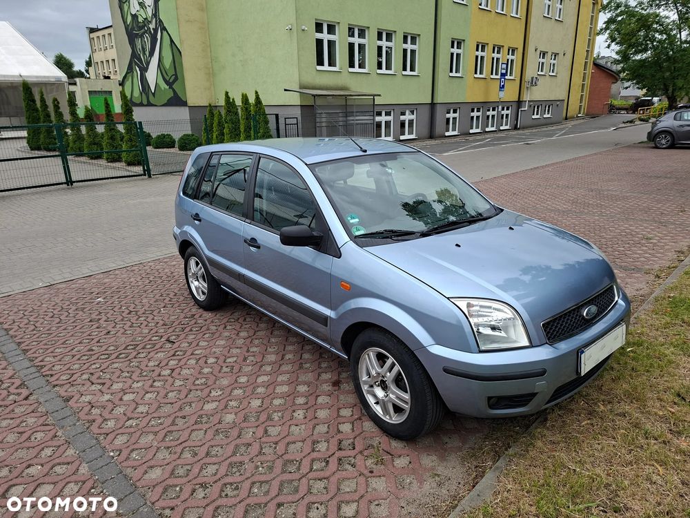 Ford Fusion 1.6 Elegance - 8