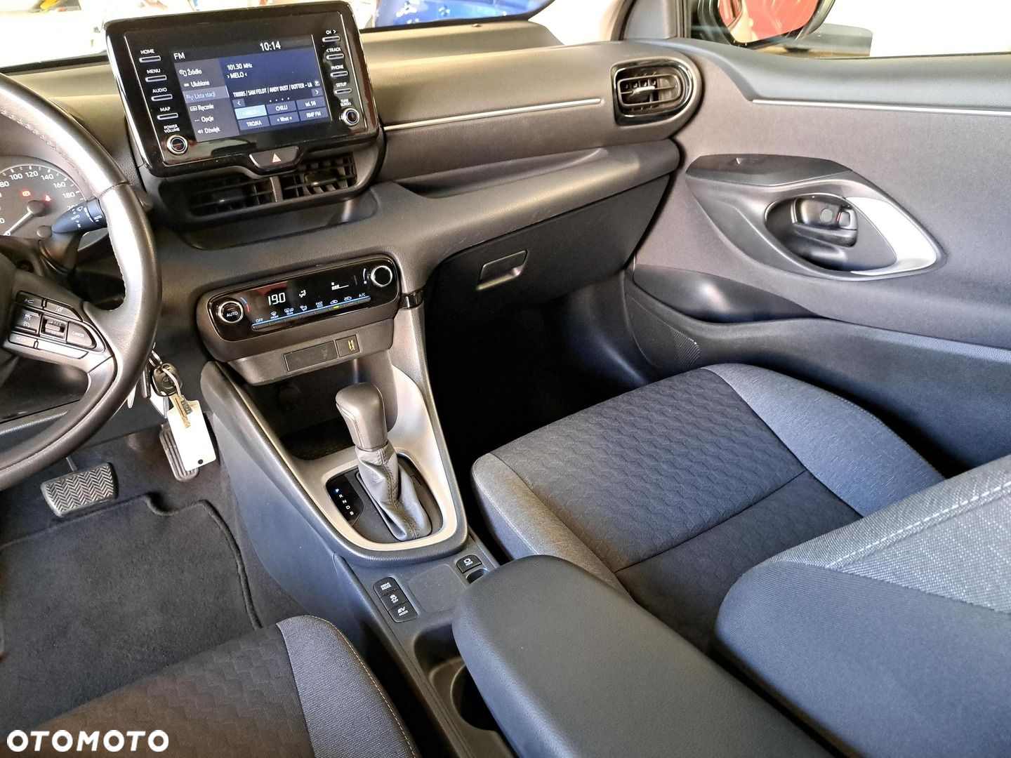Toyota Yaris Hybrid 1.5 Comfort - 26