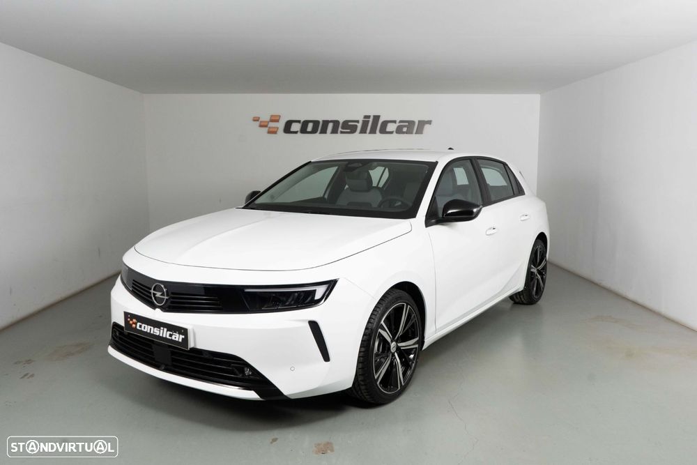 Opel Astra 1.2 T Edition Aut. - 1