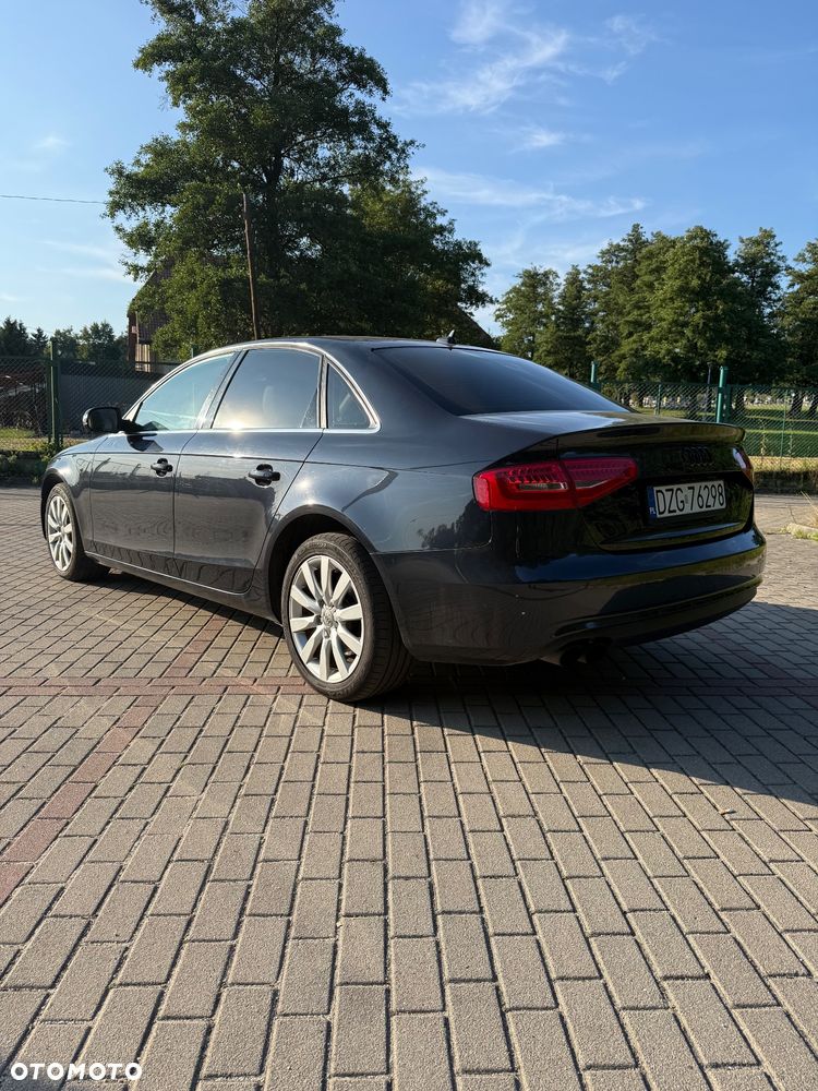 Audi A4 Limousine 2.0 TFSI multitronic Ambiente - 5