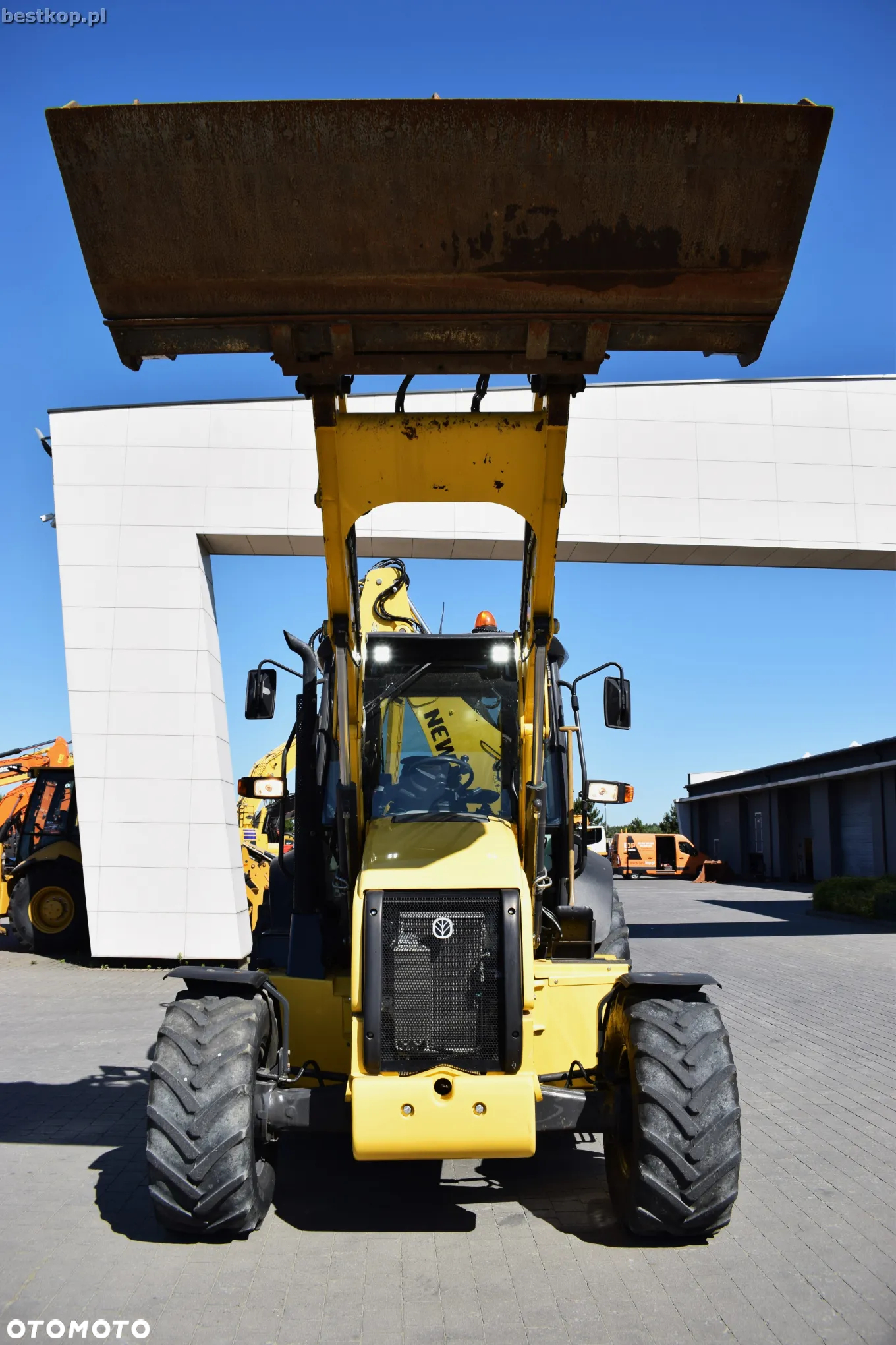 New Holland B110C - 13
