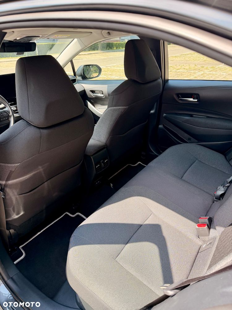 Toyota Corolla - 11