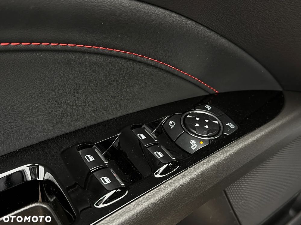 Ford Mondeo - 17