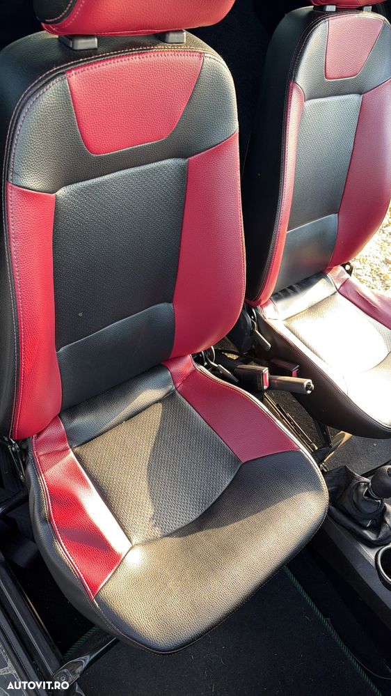 Aixam Crossover - 13