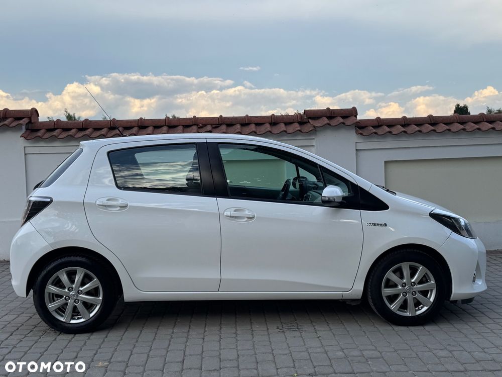 Toyota Yaris - 33