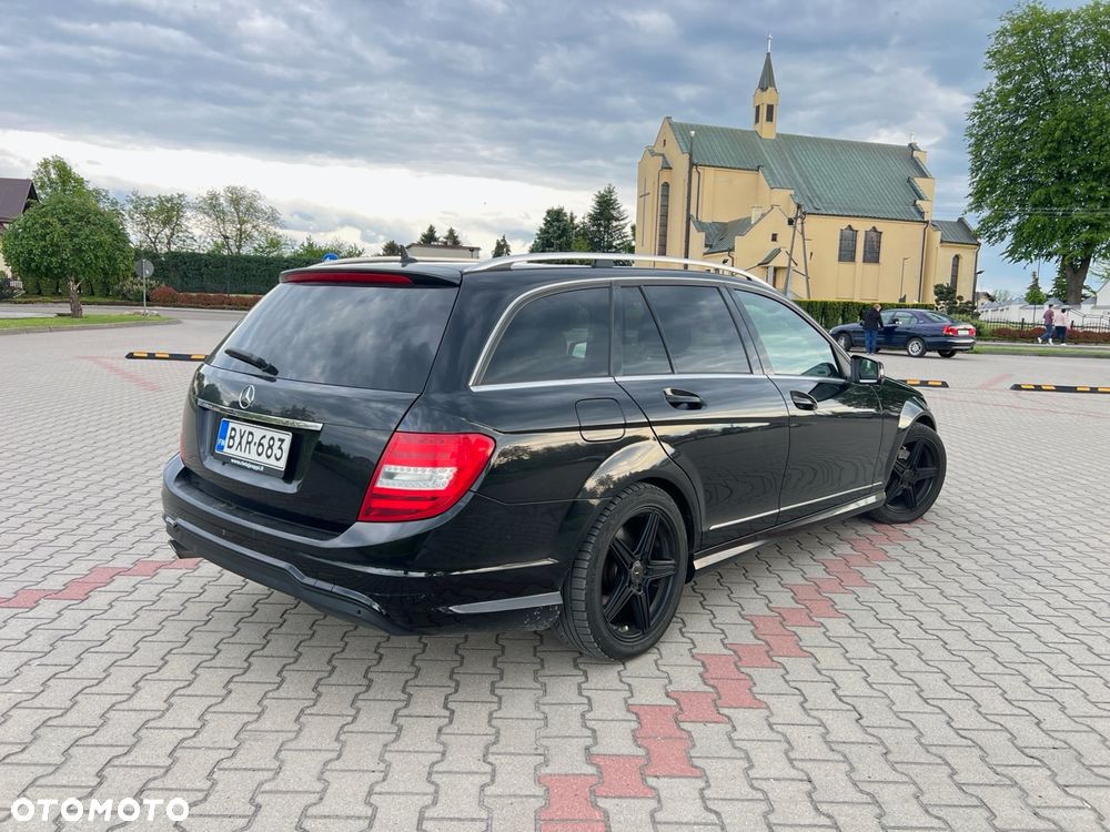 Mercedes-Benz Klasa C 220 (BlueTEC) d BlueEFFICIENCY Edition 7G-TRONIC Avantgarde - 7