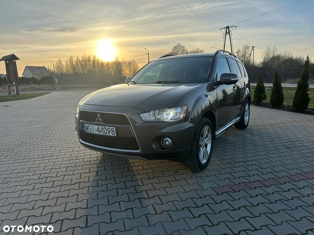 Mitsubishi Outlander 2.4 4WD CVT Instyle - 1