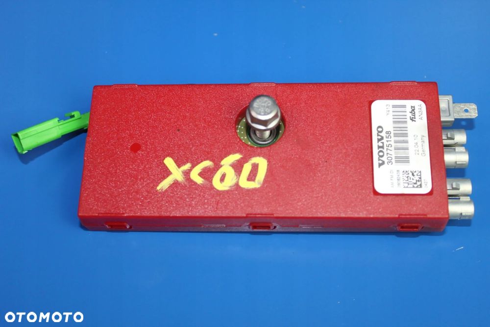 VOLVO XC60 WZMACNIACZ ANTENOWY 30775158 - 5
