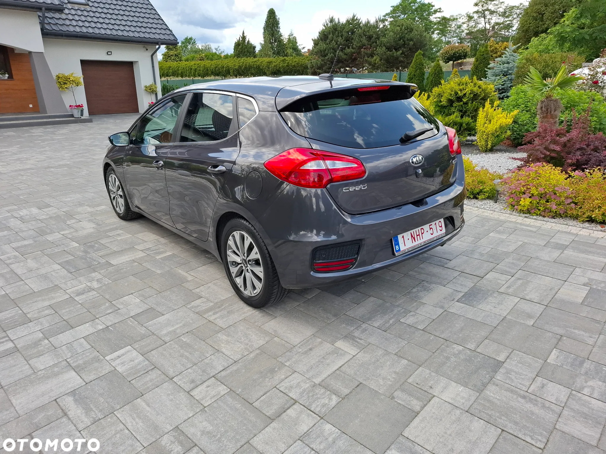 Kia Ceed 1.0 T-GDI 120 OPF Edition 7 - 8
