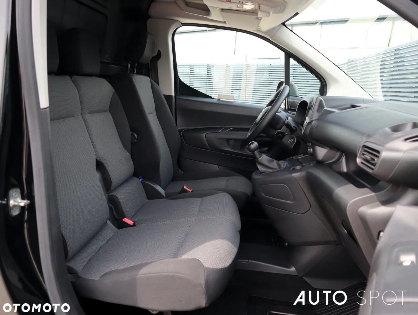 Toyota Proace City Furgon Active 1.5 D-4D 100 KM - 18