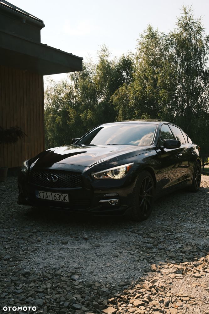 Infiniti Q50 - 2