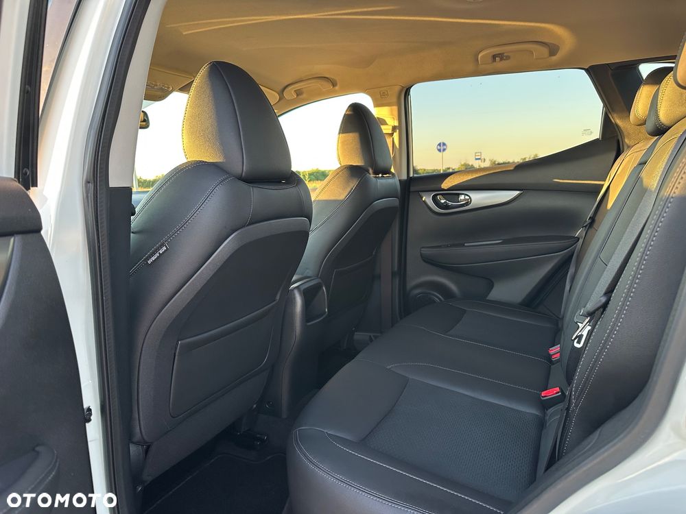 Nissan Qashqai 1.6 DIG-T Tekna - 10