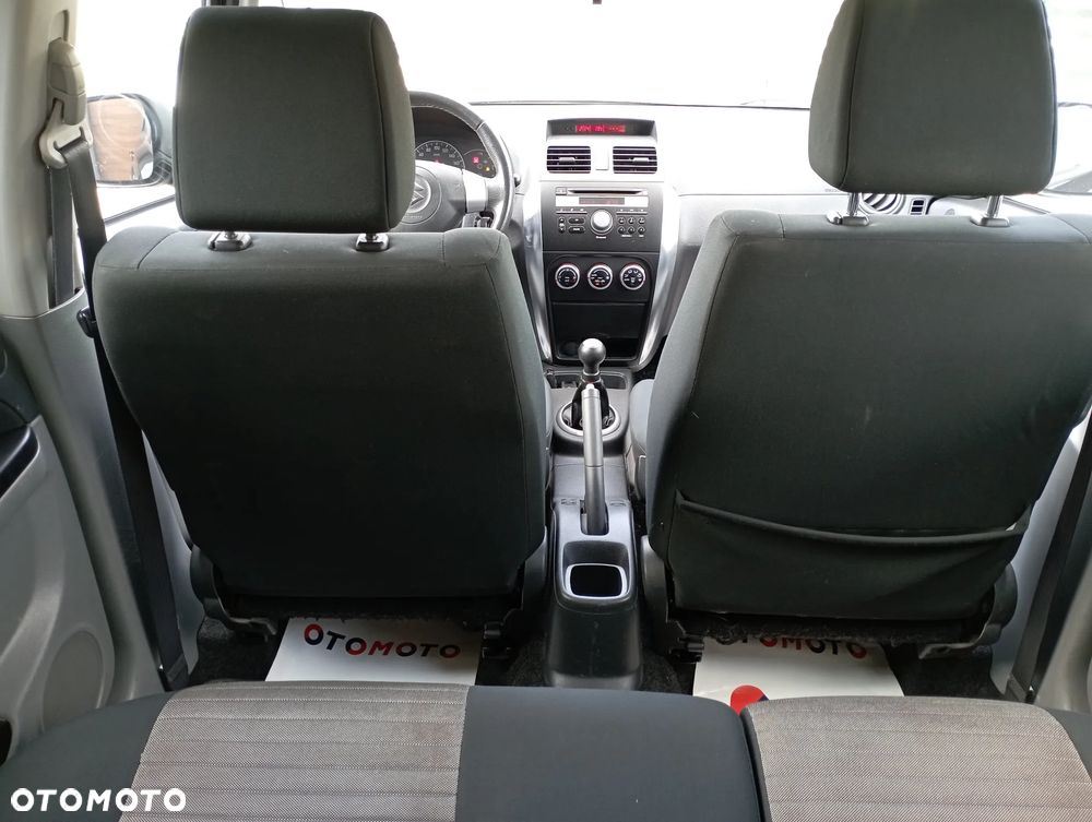 Suzuki SX4 1.6 VVT 4x2 Comfort - 13