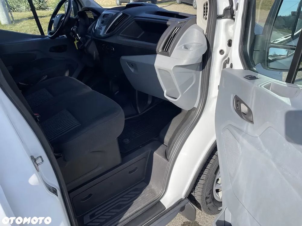 Ford Transit L3H2 - 35
