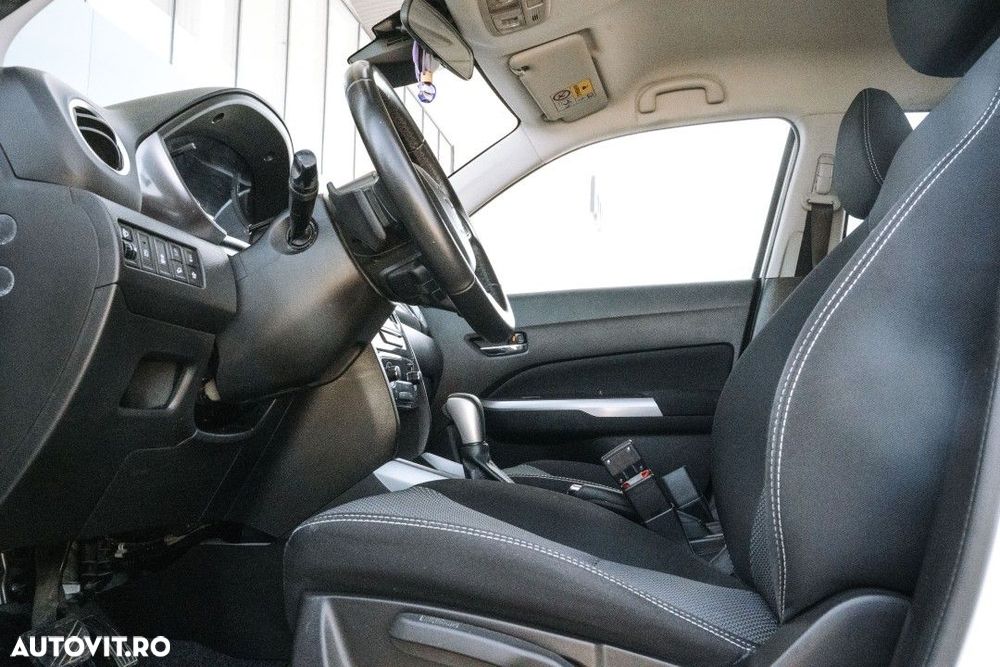 Suzuki Vitara - 11