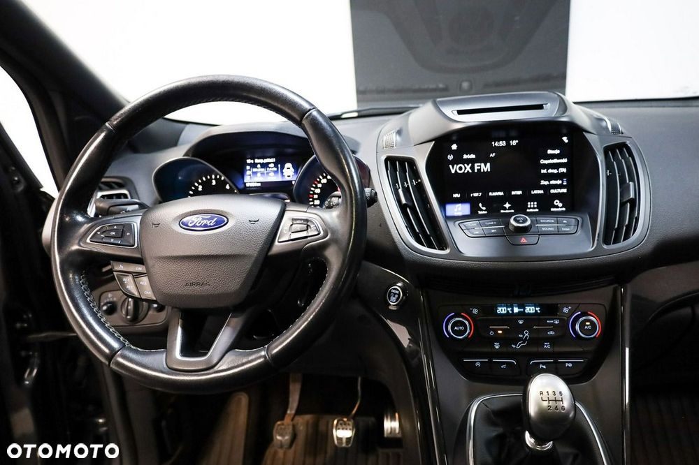 Ford Kuga 2.0 TDCi 4x2 ST-Line - 21