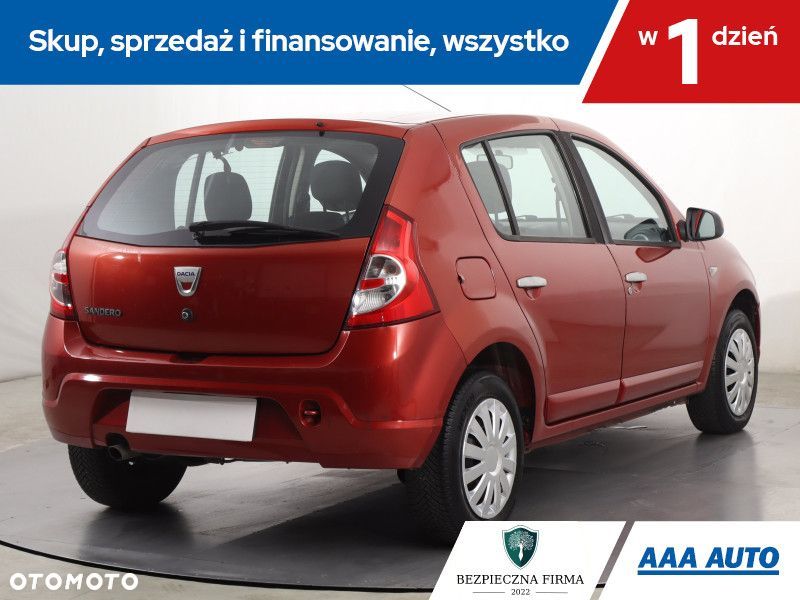 Dacia Sandero - 7