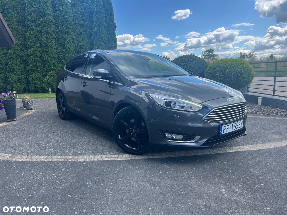 Ford Focus 1.5 EcoBoost Titanium - 1