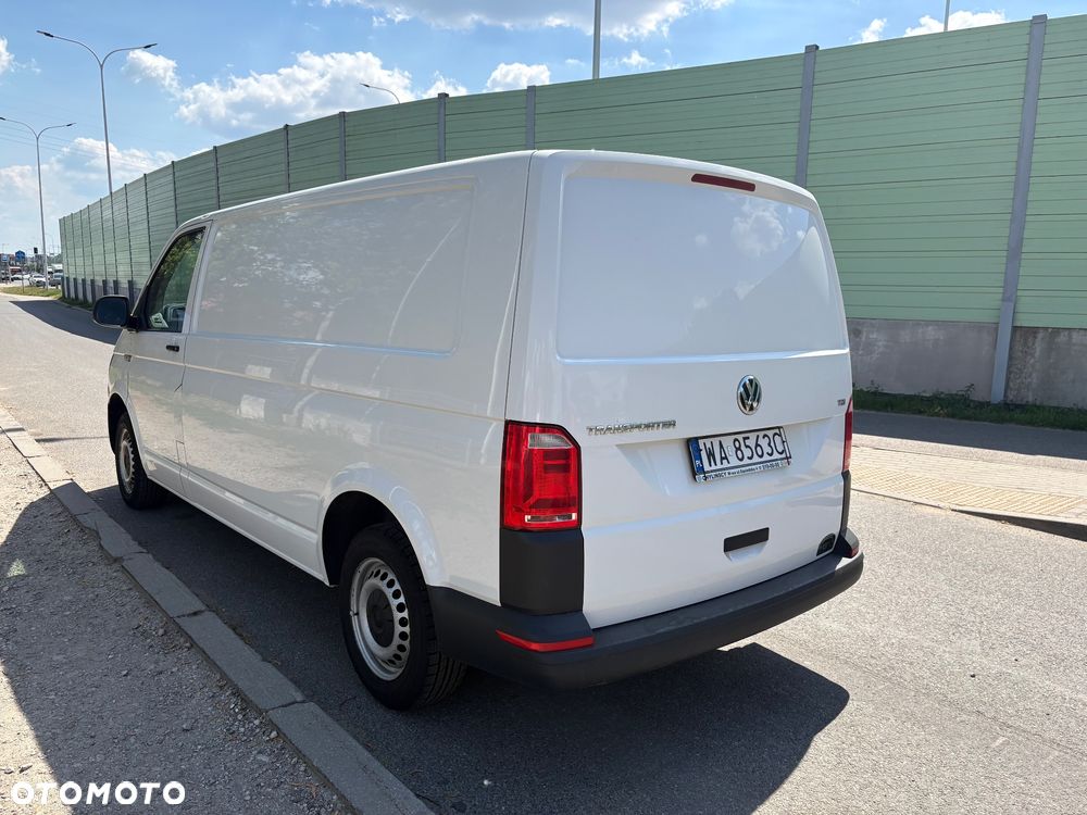 Volkswagen Transporter - 9