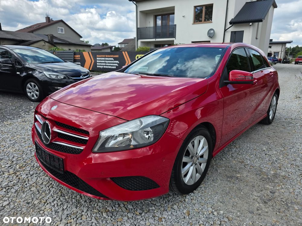Mercedes-Benz Klasa A 200 (BlueEFFICIENCY) - 19