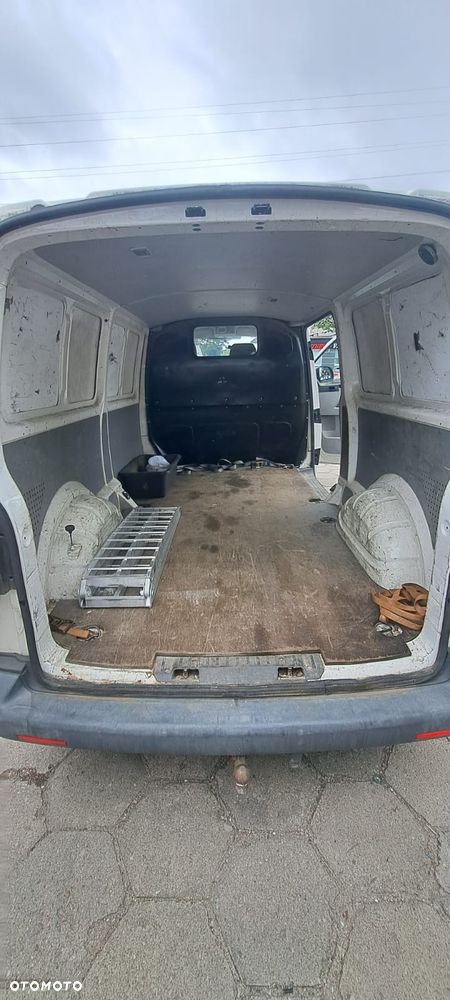 Volkswagen Transporter - 12