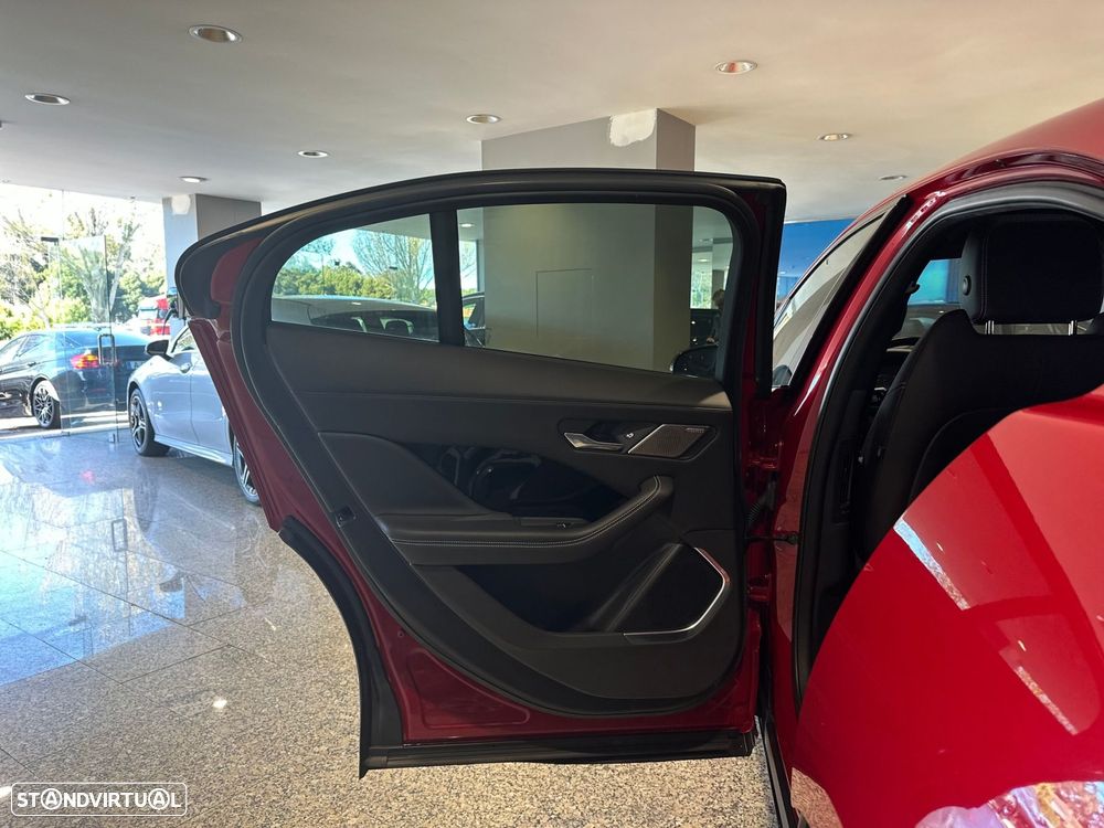 Jaguar I-Pace EV400 AWD HSE - 29