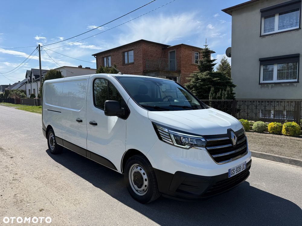Renault Trafic - 2