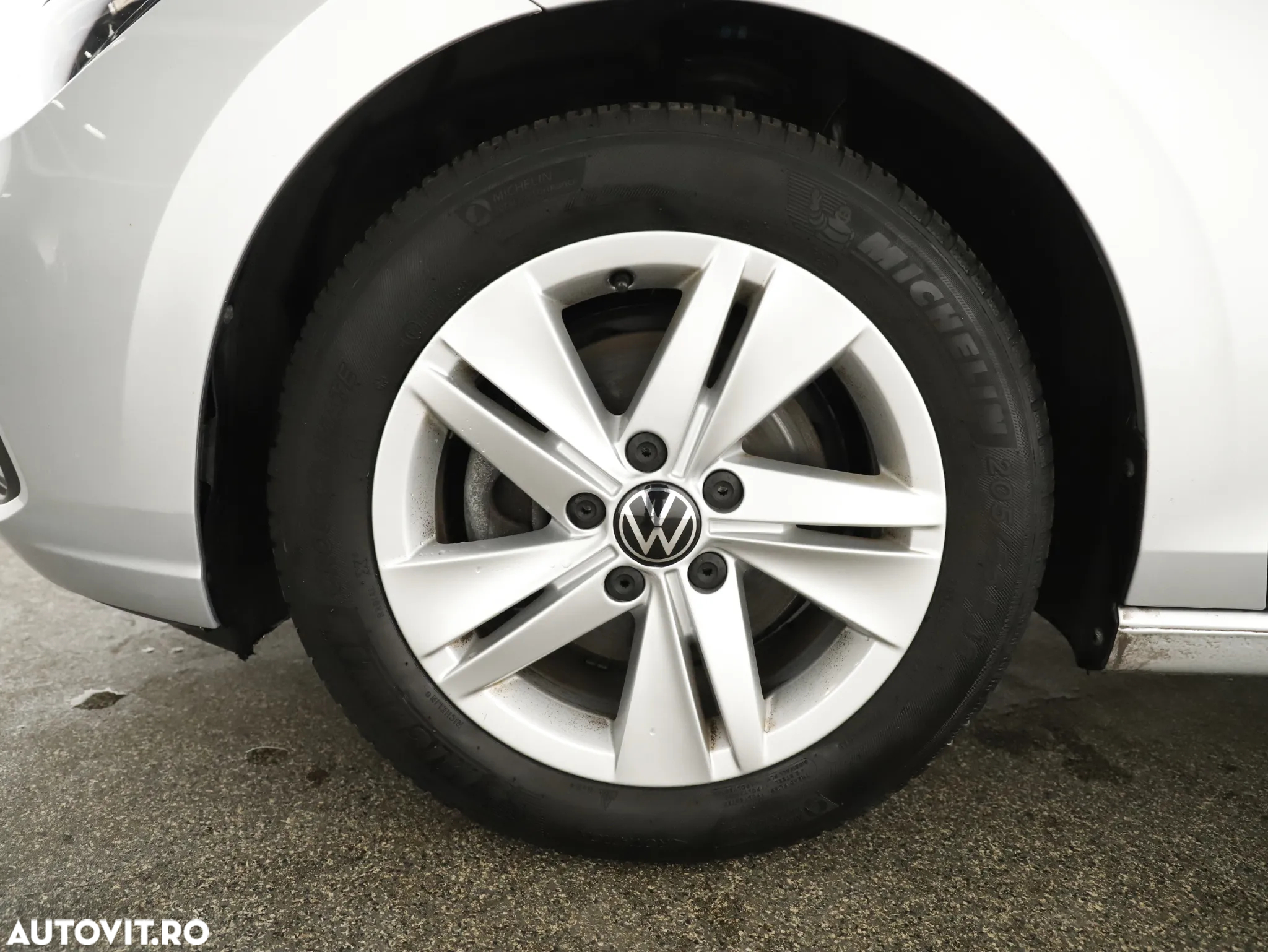 Volkswagen Golf 2.0 TDI DSG Life - 10