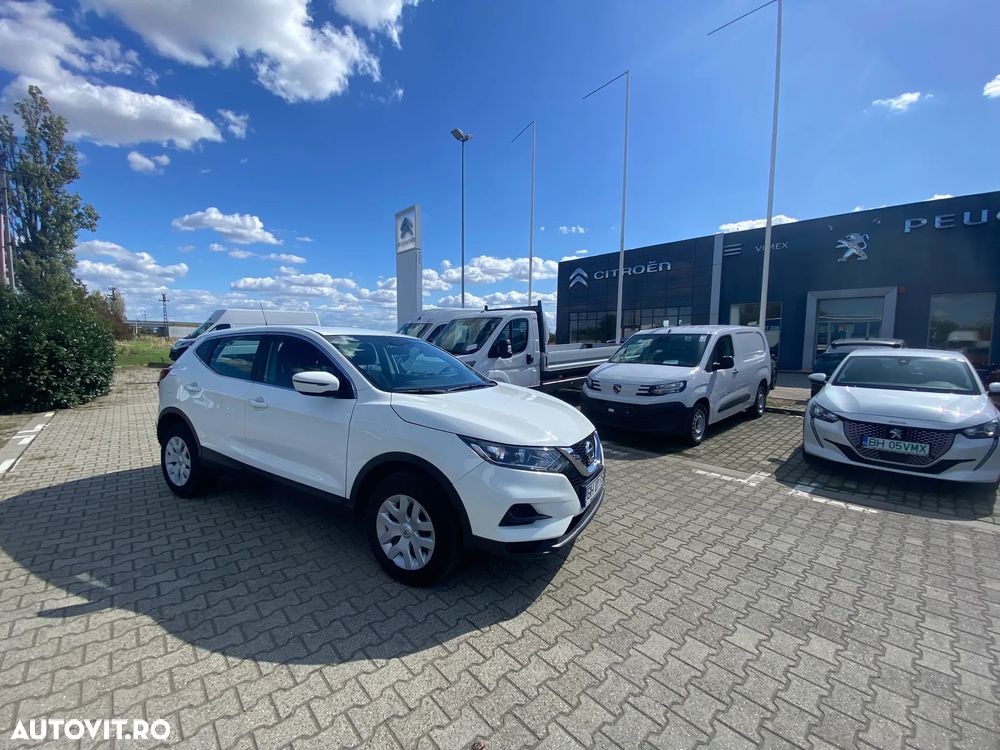 Nissan Qashqai 1.3 DIG-T ACENTA - 3
