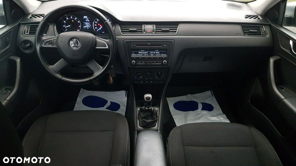 Skoda RAPID - 19