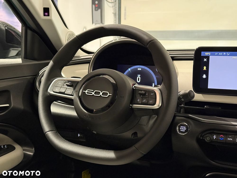 Fiat 600 1.2 Turbo La Prima eDCT - 13