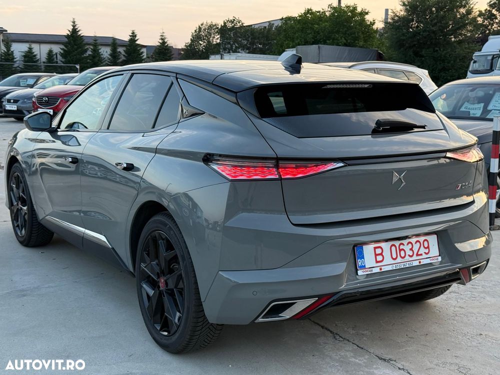 DS Automobiles DS 4 1.2 PureTech 130 S&S EAT8 PERFORMANCE LINE + - 5
