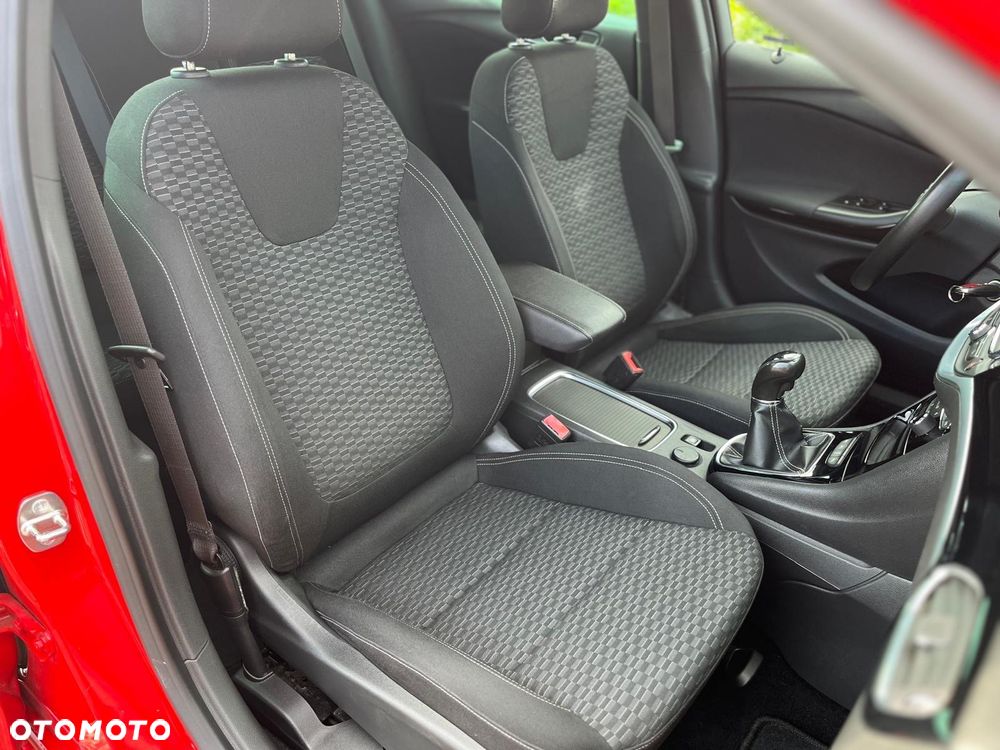 Opel Astra 1.4 Turbo Dynamic - 28