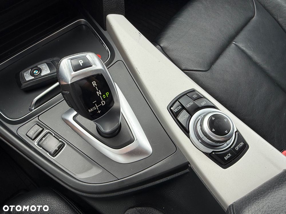 BMW Seria 3 - 40