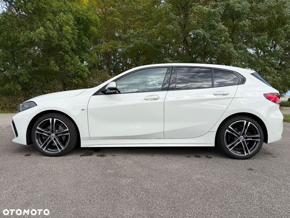 BMW 1 Series 2022 photo 5
