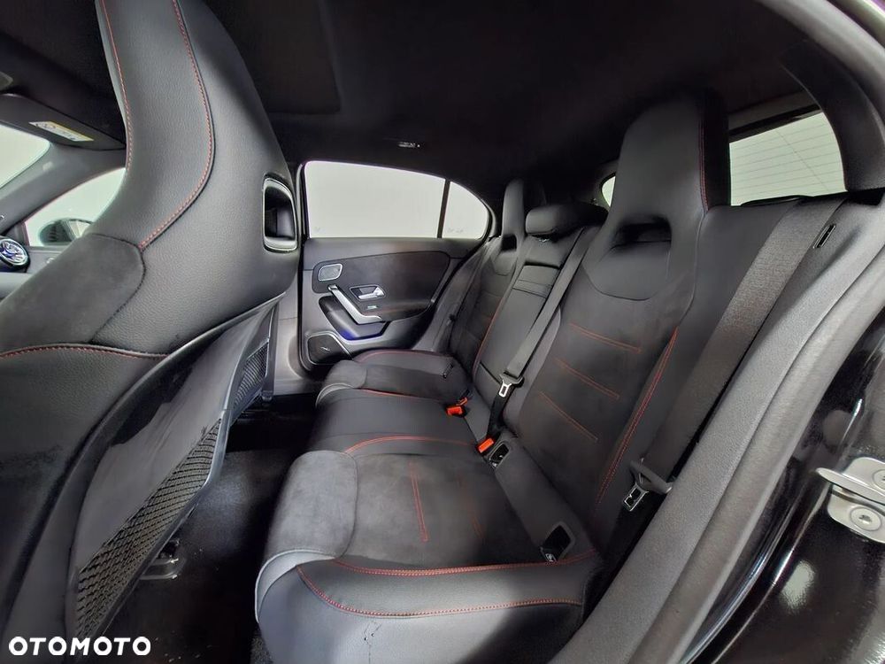 Mercedes-Benz Klasa A 200 d AMG Line 8G-DCT - 10