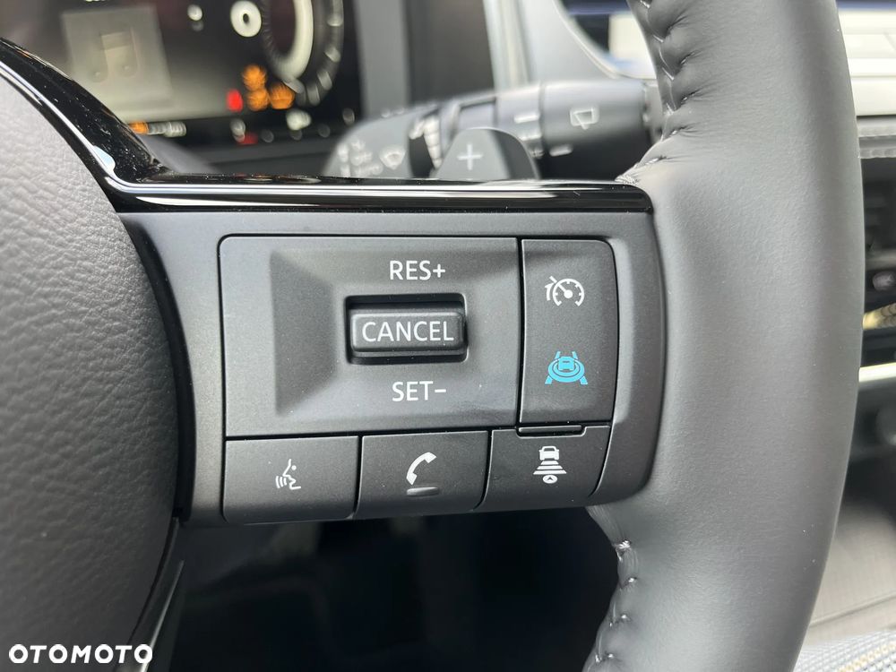 Nissan Qashqai 1.3 DIG-T MHEV N-Connecta Xtronic - 25