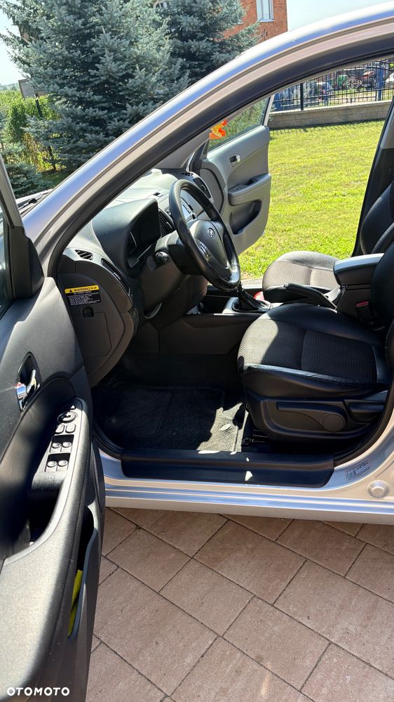 Hyundai i30 1.6 CRDi Base - 9