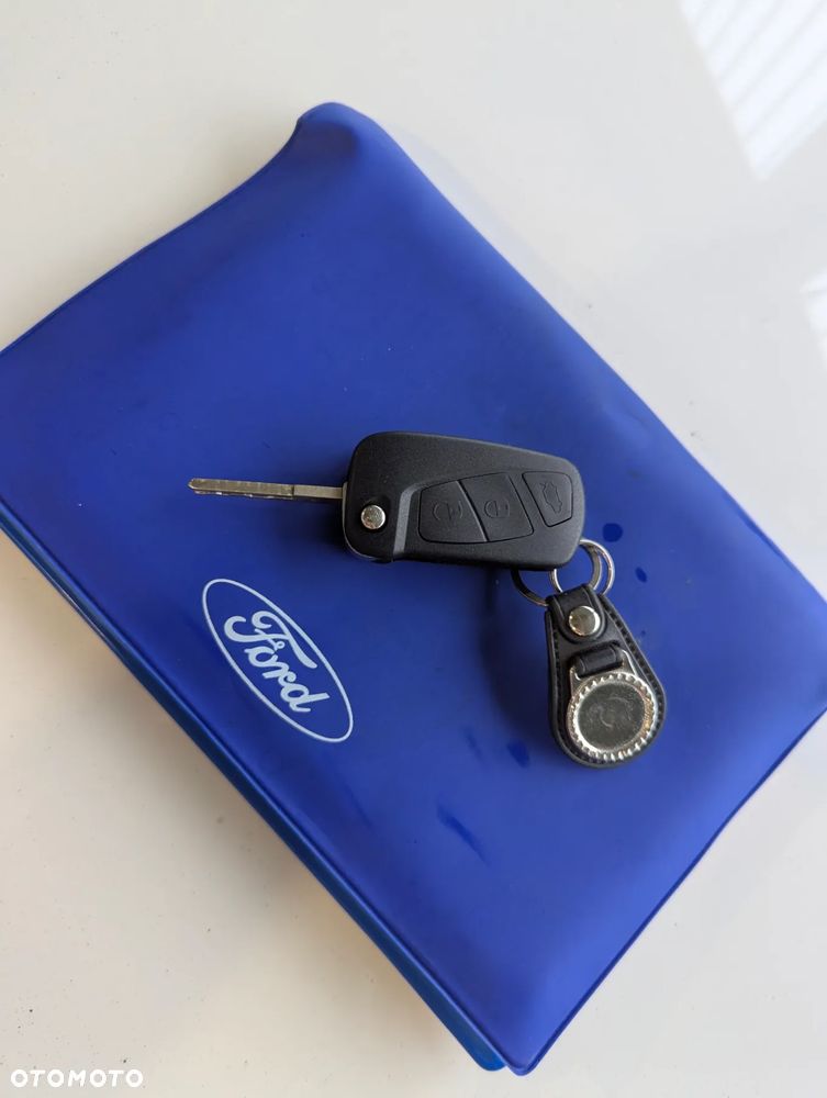 Ford KA 1.2 Ambiente - 11