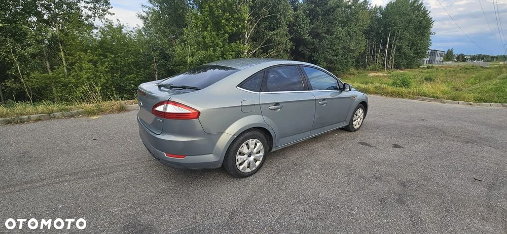 Ford Mondeo 2.0 TDCi Titanium - 4