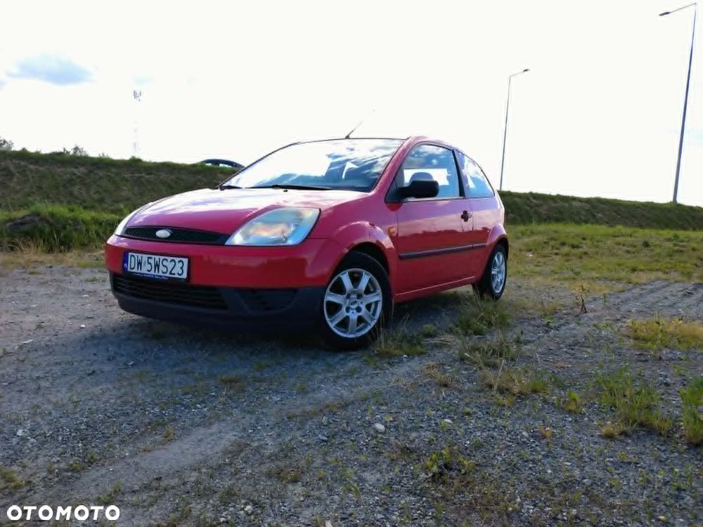 Ford Fiesta - 30