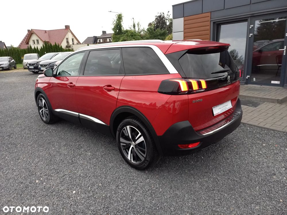 Peugeot 5008 2020