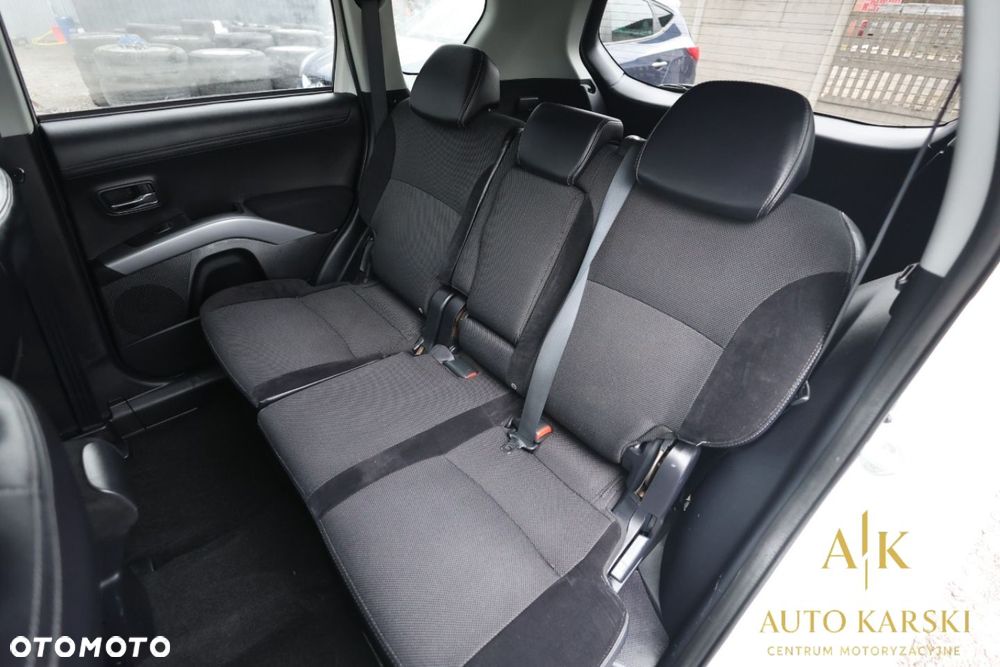 Mitsubishi Outlander - 29