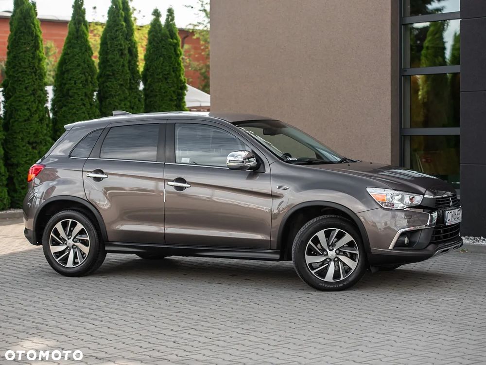 Mitsubishi ASX - 3
